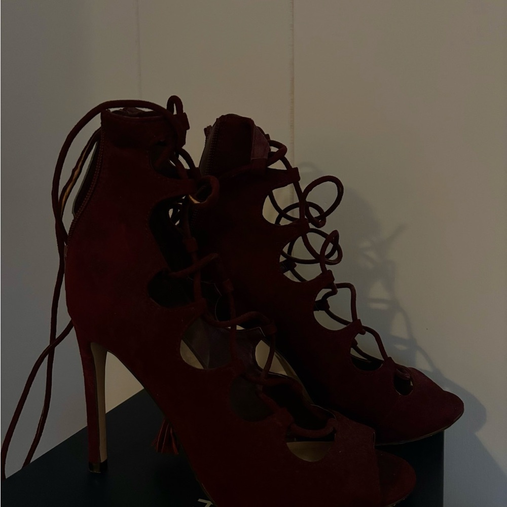 Elegant Burgundy Lace-Up Heels - Picture 4 of 5